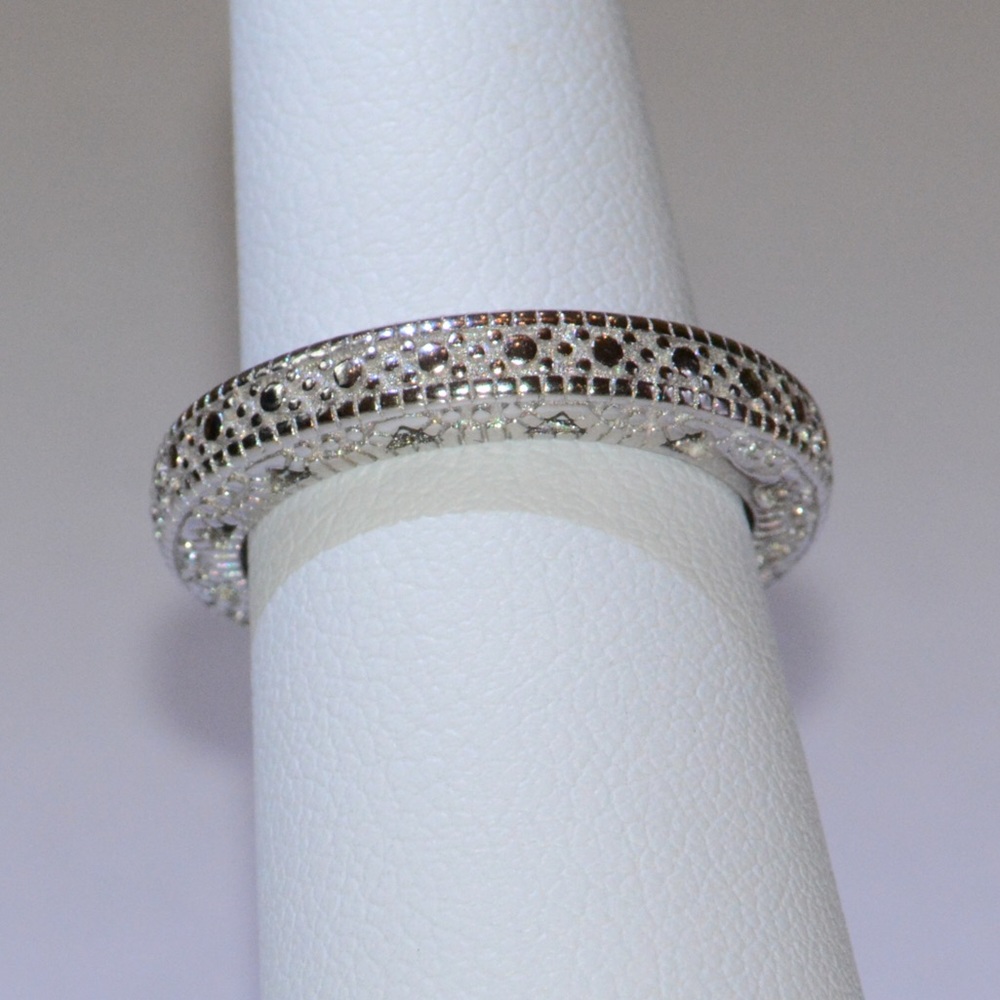Antique Style .925 Sterling Silver Band Ring - Picture 3 of 4